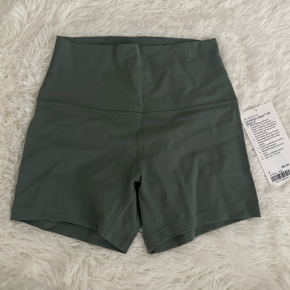 Lululemon Align short 4” size 6 NWT